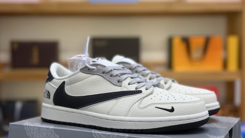 Air Jordan 1 Low LD2028-071