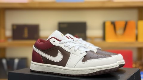 Air Jordan 1 Low IR7600-211