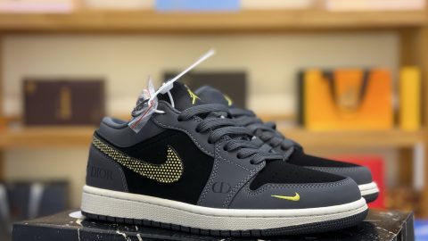 Air Jordan 1 Low LV2026-015