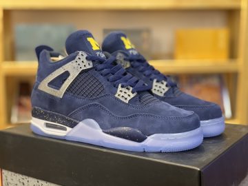 Air Jordan 4 AJ4-1036660 尺码