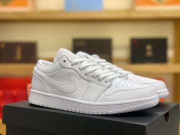 Air Jordan 1 Low Triple White 553558-111