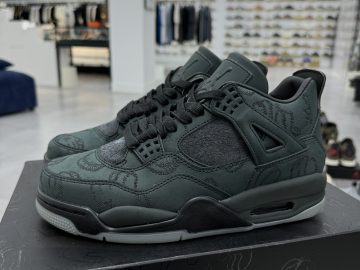 Kaws 930155-001