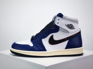 Air Jordan 1 High DZ5485-100