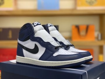 Air Jordan 1 High DZ5485-401