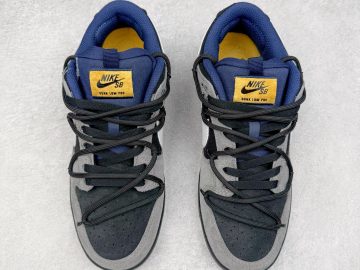 Nike Dunk DX6775-400