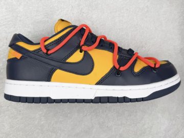 Nike Dunk 自减
Off-Whi