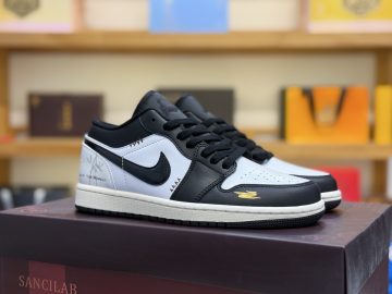 Air Jordan 1 Low 553558-081