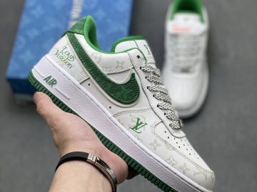 NIke Air Force 1 Low CV0670-400