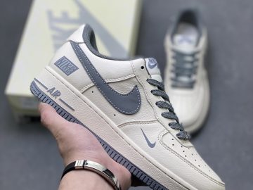 NIke Air Force 1 Low JP8028-074