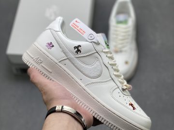 NIke Air Force 1 Low IQ1143-100
