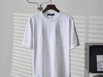 LOUIS VUITTON T shirt