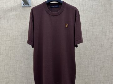 LOUIS VUITTON T shirt
