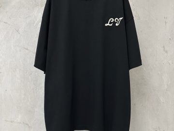 LOUIS VUITTON T shirt
