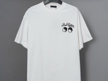 LOUIS VUITTON T shirt