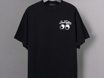 LOUIS VUITTON T shirt