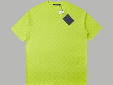 LOUIS VUITTON T shirt