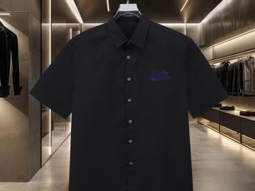 LOUIS VUITTON T shirt