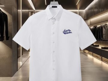 LOUIS VUITTON T shirt