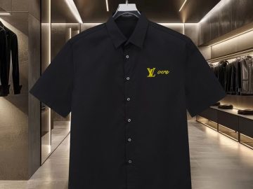 LOUIS VUITTON T shirt