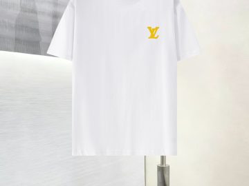 LOUIS VUITTON T shirt