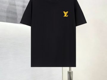 LOUIS VUITTON T shirt