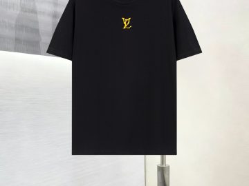 LOUIS VUITTON T shirt