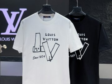 LOUIS VUITTON T shirt