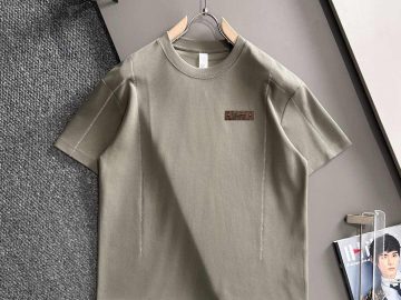 LOUIS VUITTON T shirt