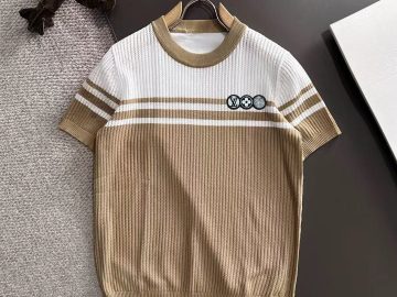 LOUIS VUITTON T shirt