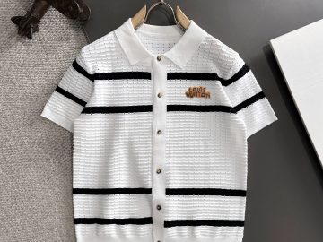 LOUIS VUITTON T shirt