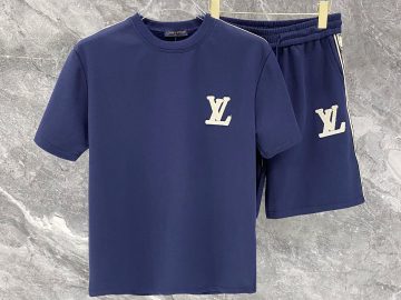 LOUIS VUITTON T shirt