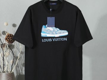 LOUIS VUITTON T shirt