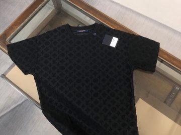 LOUIS VUITTON T shirt