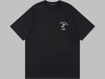 LOUIS VUITTON T shirt