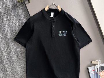 LOUIS VUITTON T shirt