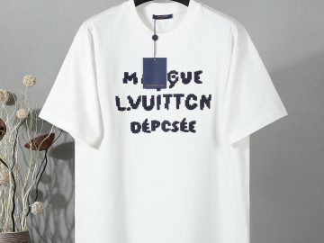 LOUIS VUITTON T shirt