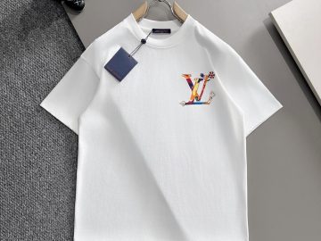 LOUIS VUITTON T shirt