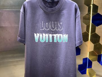 LOUIS VUITTON T shirt