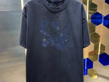 LOUIS VUITTON T shirt