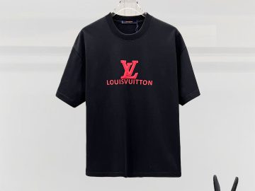 LOUIS VUITTON T shirt