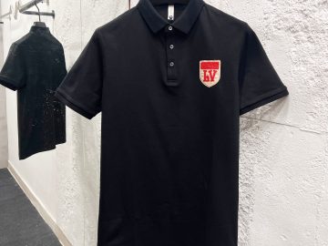 LOUIS VUITTON T shirt