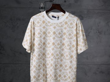 LOUIS VUITTON T shirt