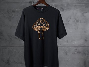 LOUIS VUITTON T shirt
