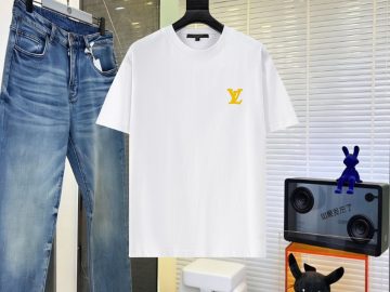 LOUIS VUITTON T shirt