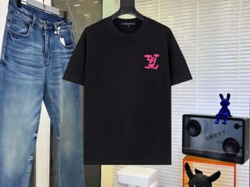 LOUIS VUITTON T shirt