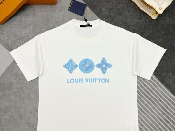 LOUIS VUITTON T shirt