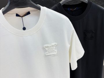 LOUIS VUITTON T shirt