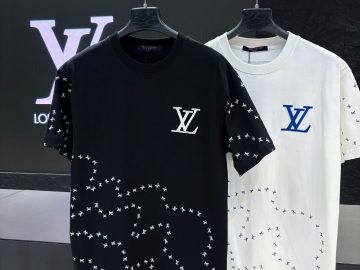 LOUIS VUITTON T shirt
