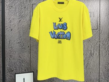 LOUIS VUITTON T shirt