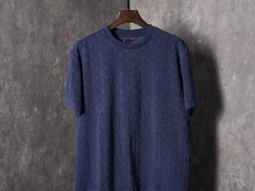 LOUIS VUITTON T shirt